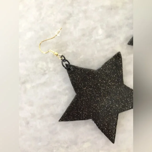 Large Black Stars with gold glitter accents handcrafted statement earrings ✨⭐️🖤 - Picture 7 of 13